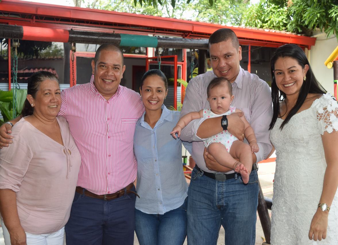 Ofelia Tovar, Jorge Rivera, Haivy Sánchez, Miguel Torres, Valentina Torres, Judy Alexandra Claros.